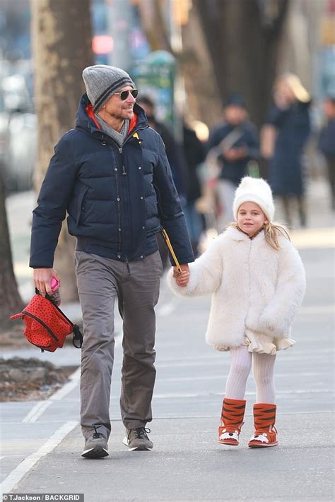 Bradley Cooper’s Daughter Lea, 5, Wears 0 Burberry Coat 